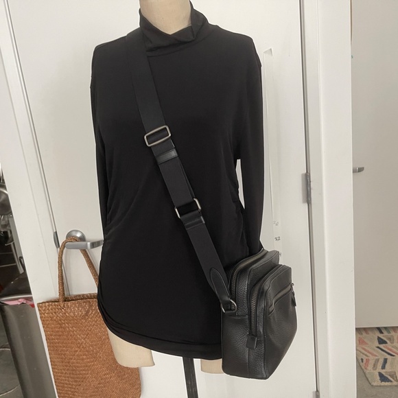 Coach Camera Bag Black - Picture 4 of 11